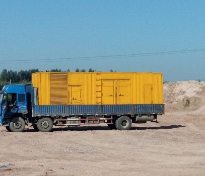 江口海拔3000m以上地区的变压器外绝缘距离应如何确定？